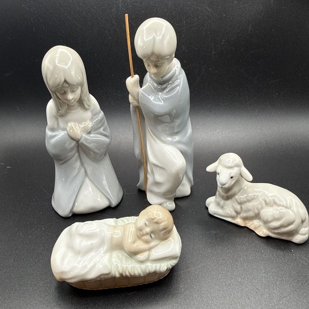Hans Schirmer Mary Joseph Baby Jesus figurines porcelain Excellent Condition 60s